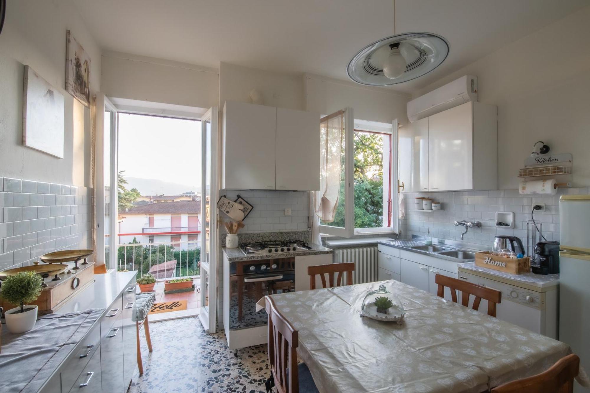Domus Umberto - Guest House Arezzo Kültér fotó